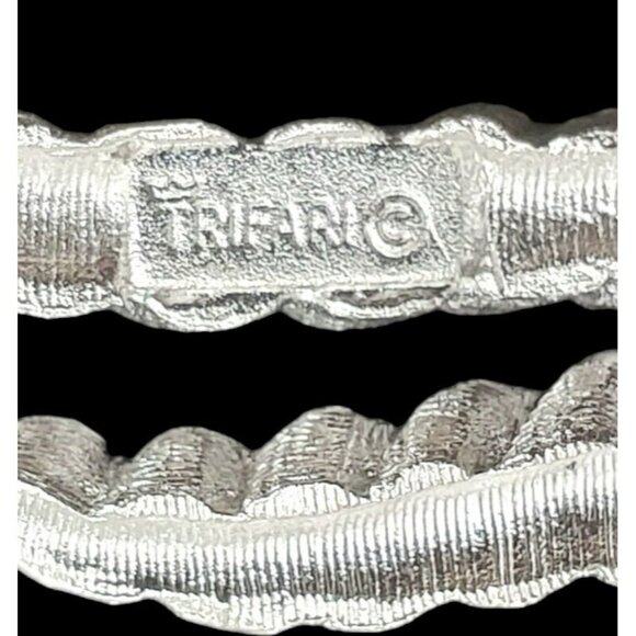 Crown Trifari Brooch Faux Pearl Silver Tone Wreath Rope Pin Twist Knot Layered - Picture 2 of 9